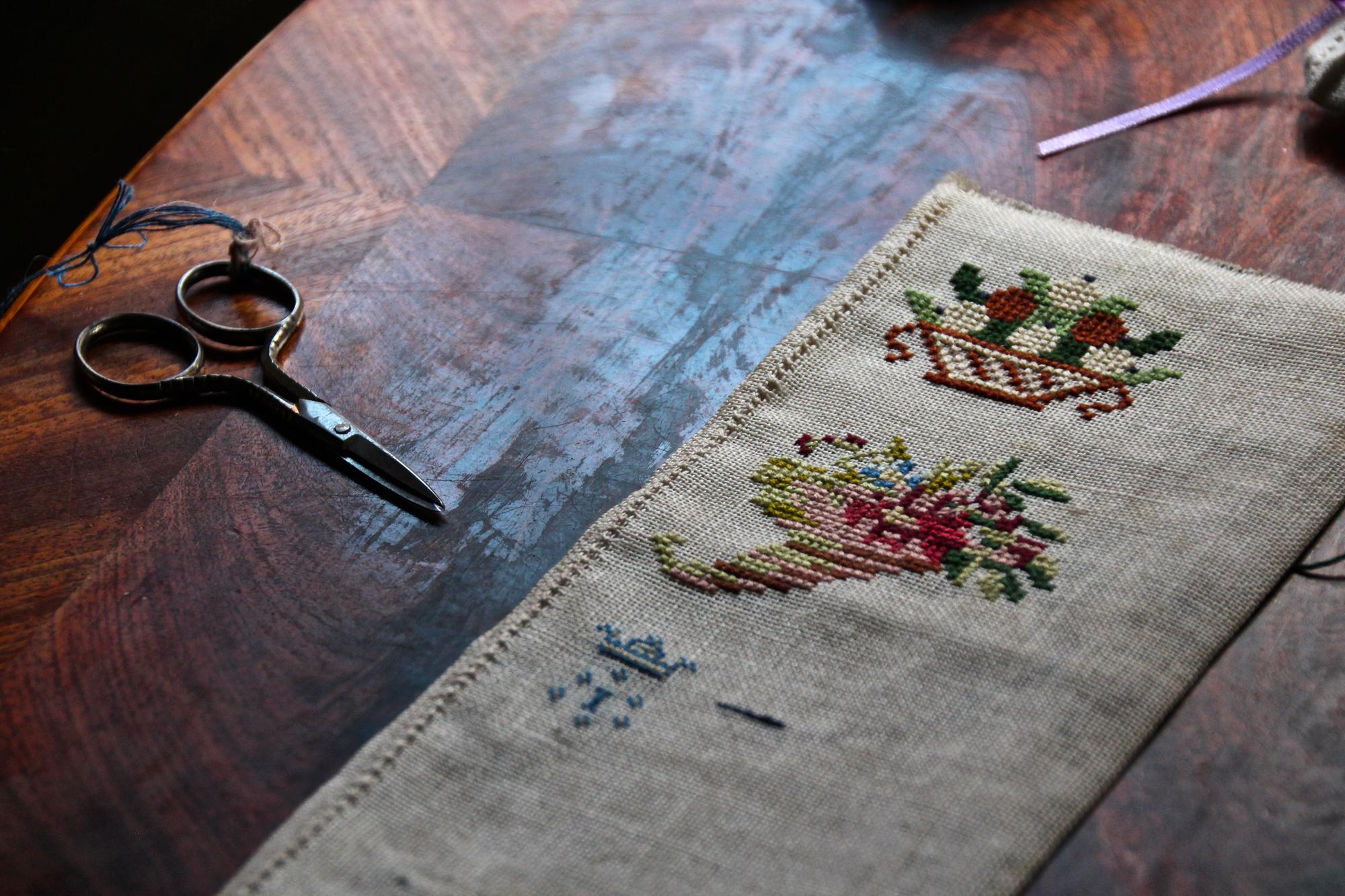 examples of embroidered product samples